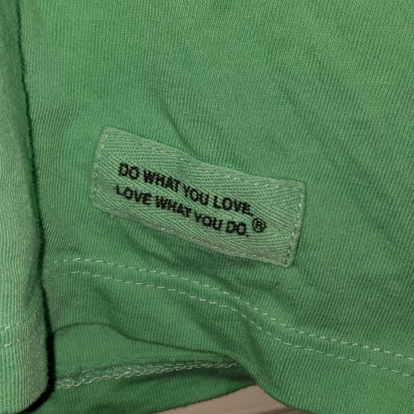 Life is Good Women's tshirt Wine and Flowers medium - Picture 4 of 4